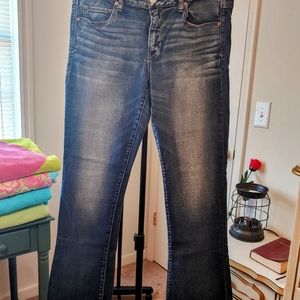 American Eagle Skinny Kick Jeans
